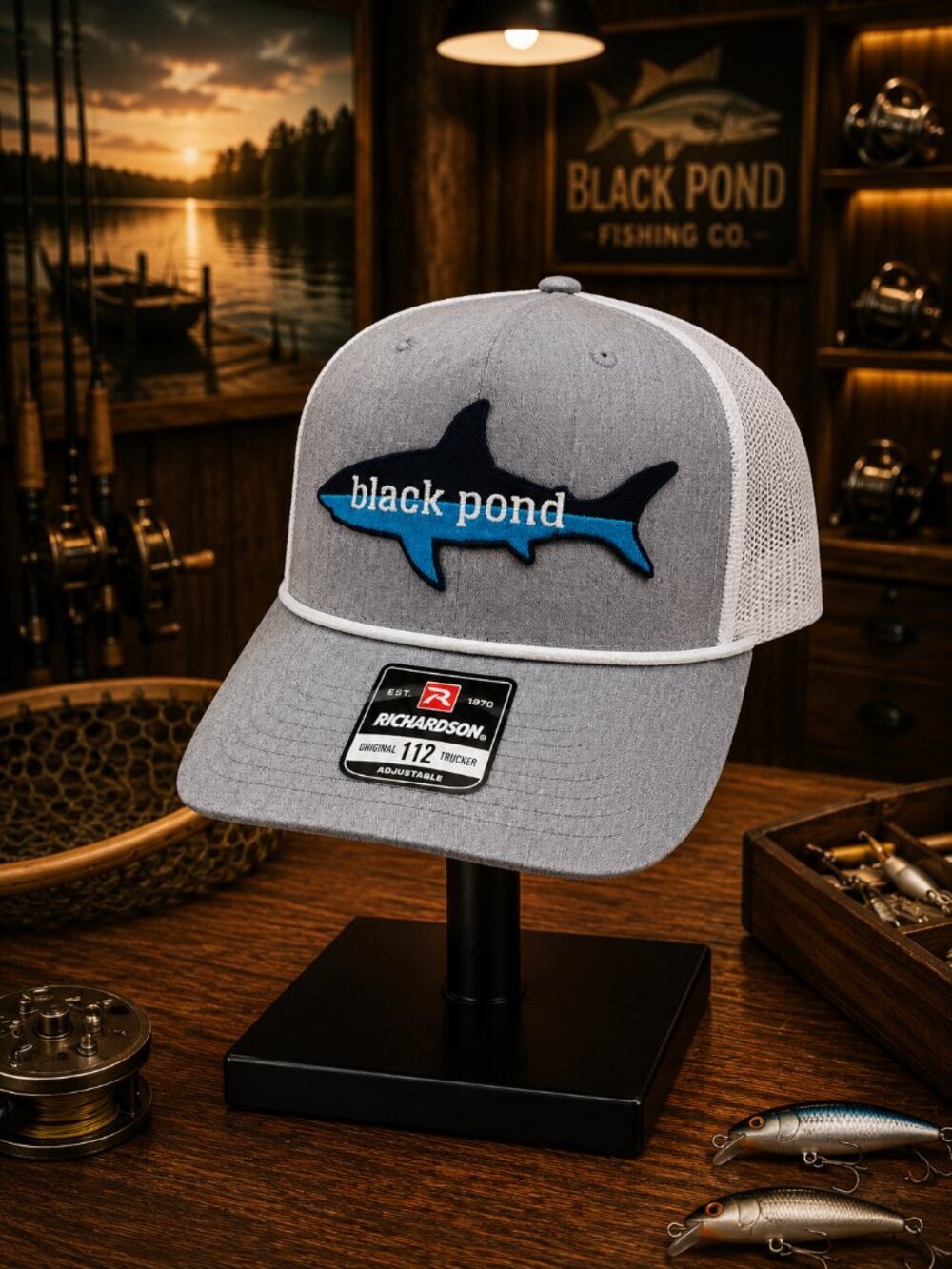 Black Pond Shark Fishing Richardson 112 Trucker Mesh Snapback Hat Cap